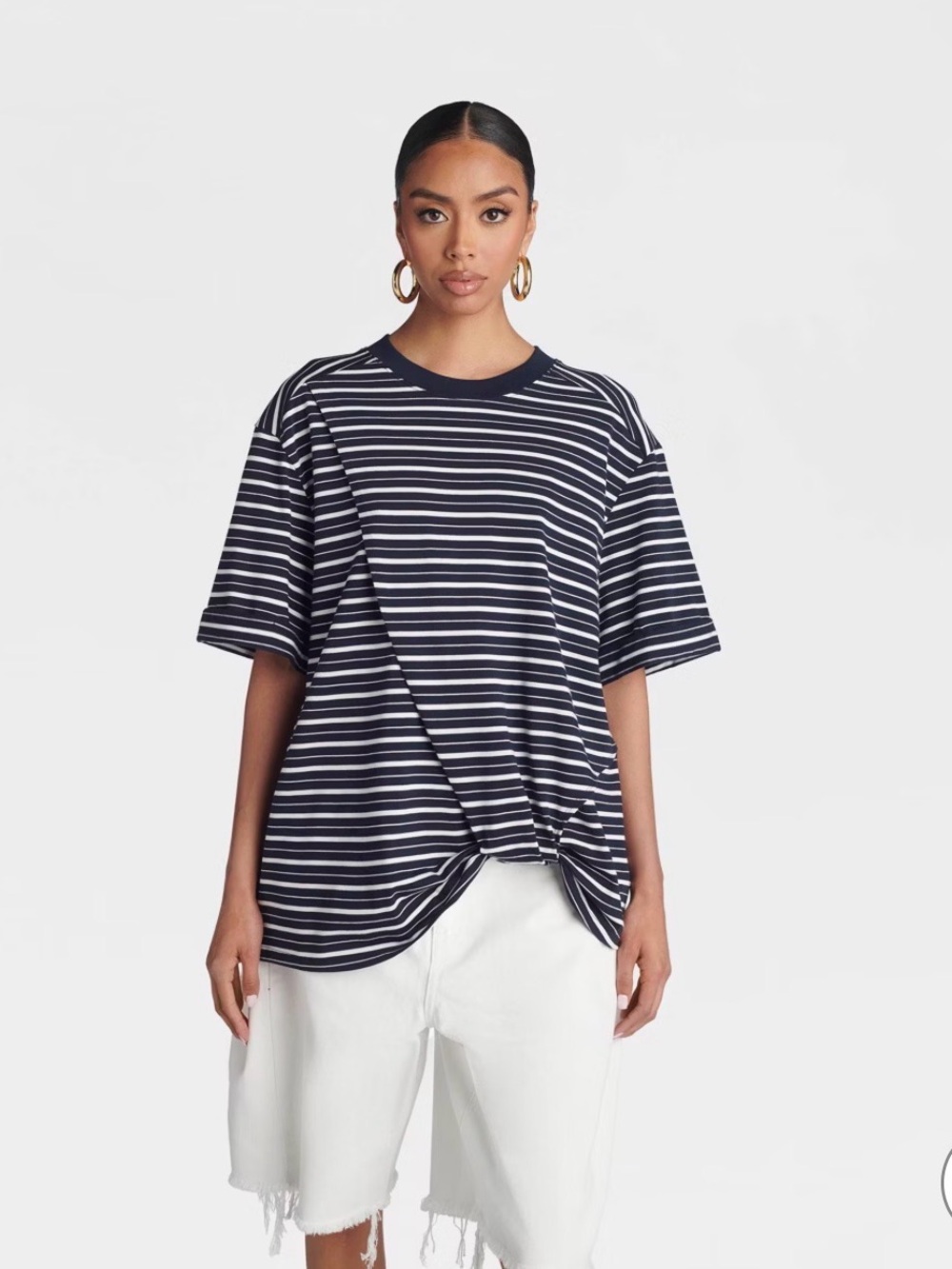 KBB by KAHLANA The Asymmetrical Hem Twist Short Sleeve Tee *NEW